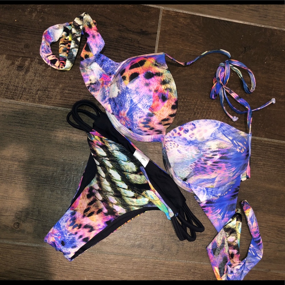 Bathing suit